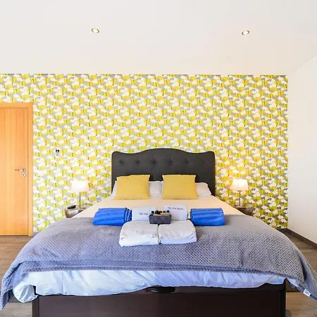 Vila Vale Mouro By Ocvillas Villa